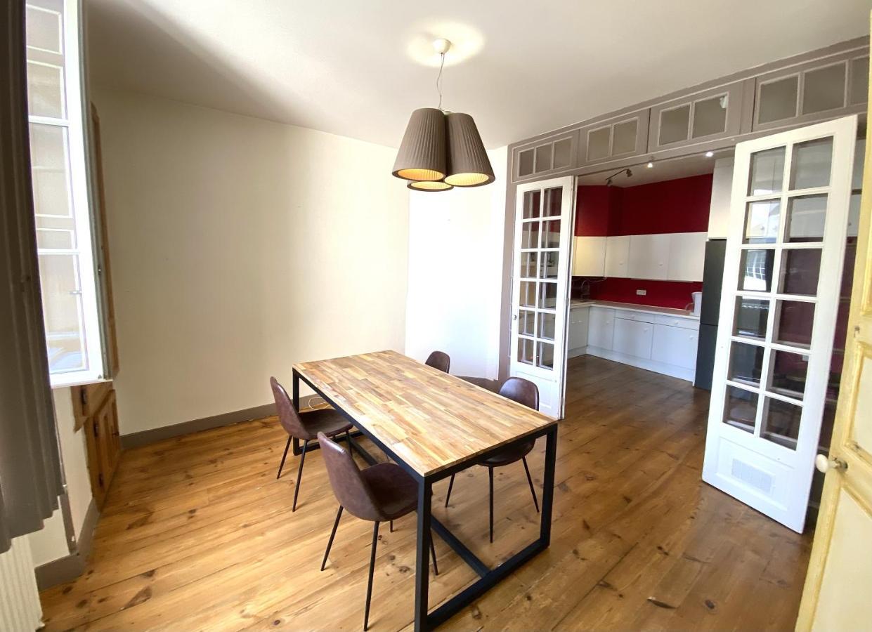 Floydroom'S Pau Chambre Hotes Dans Appartement Partage Proche Chateau Exterior photo